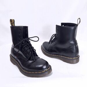 Dr Martens 1460W Smooth Leather 8-Eye Combat Boots Women's 6 US Grunge Goth